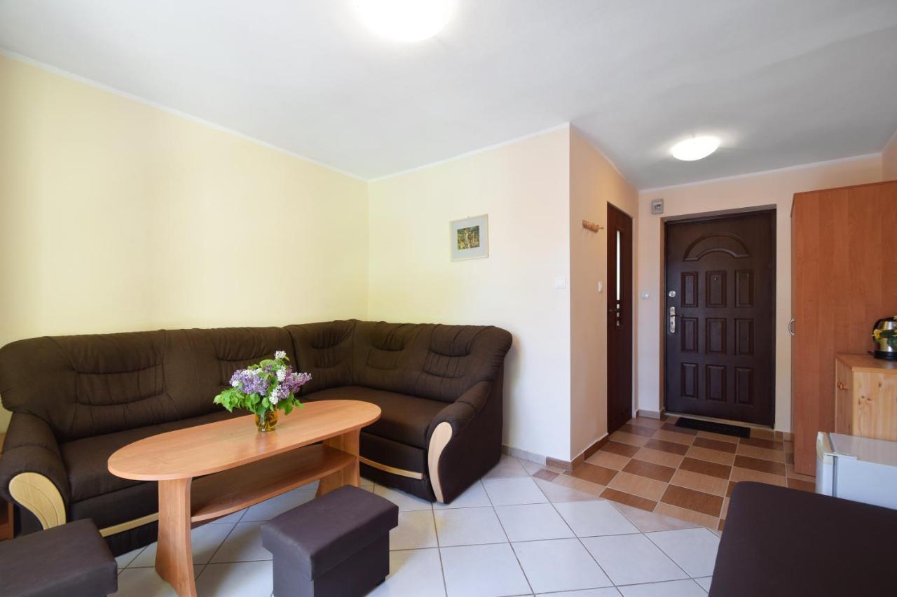 Jantar Hotel Łazy Kültér fotó