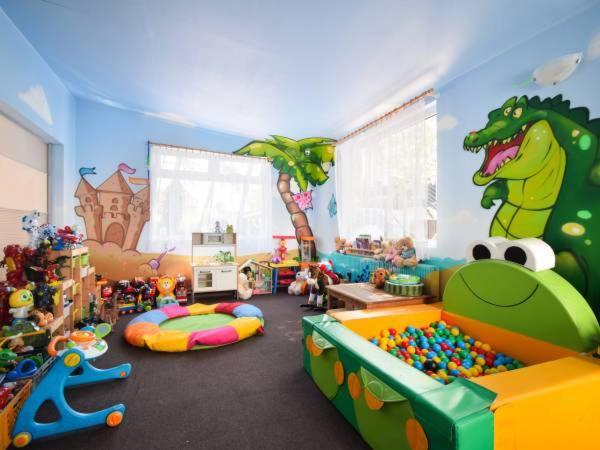 Jantar Hotel Łazy Kültér fotó